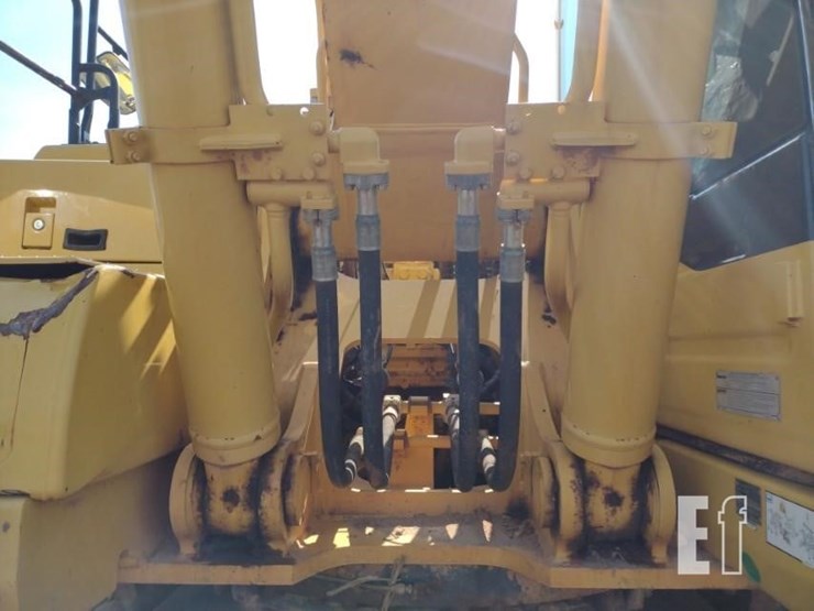 2019-komatsu-pc390-lc-11-image-21