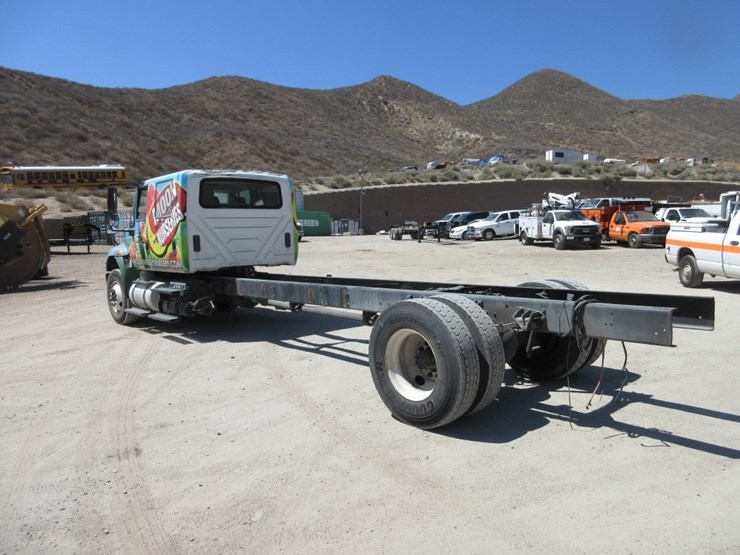 2014-international-durastar-4300-image-2