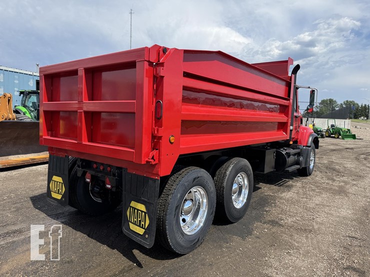 2004-mack-granite-cv713-image-67