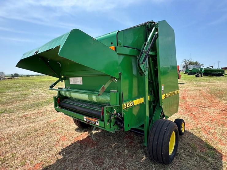 1998-john-deere-566-image-15