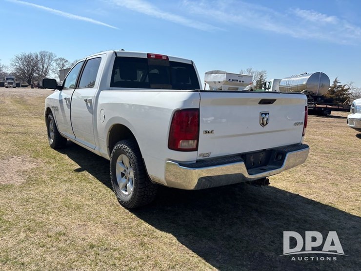 2015-dodge-ram-1500-image-14