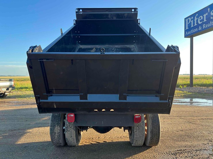 2009-ford-f750-image-6