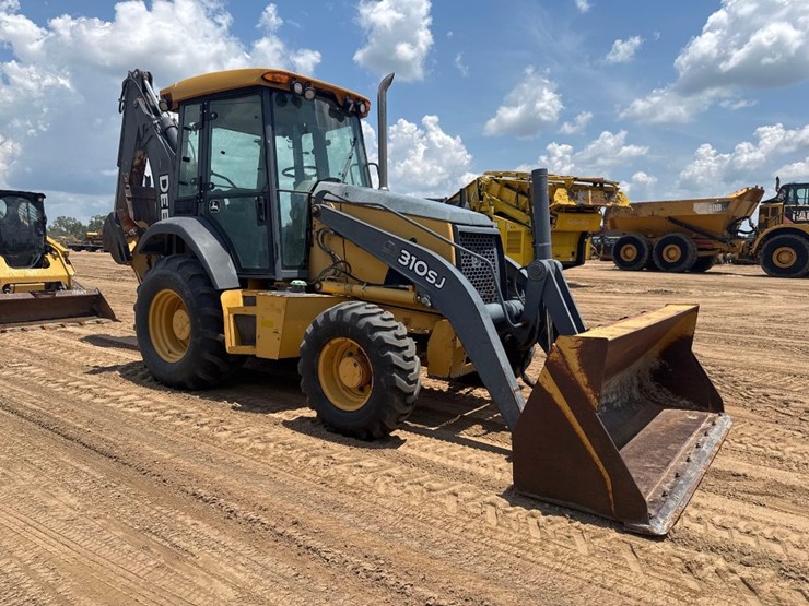 deere-310sj-image-4