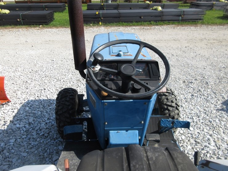 ford-1320-image-8