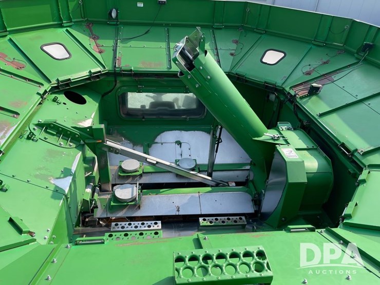 2016-john-deere-s690-image-111