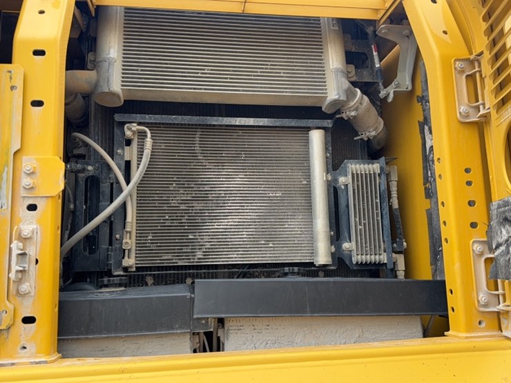 komatsu-pc290-lc-10-image-14