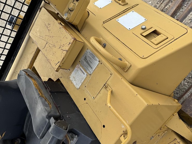 caterpillar-d5m-lgp-ii-image-18