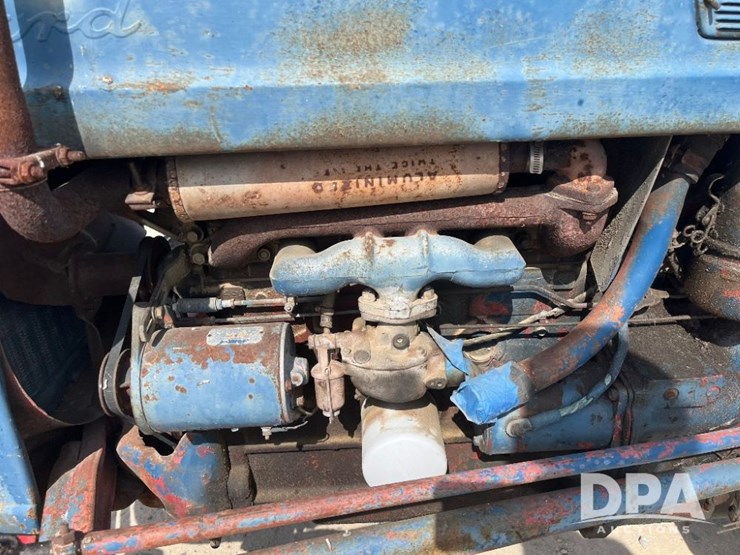 ford-600-image-39