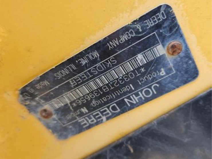 deere-ct332-image-27