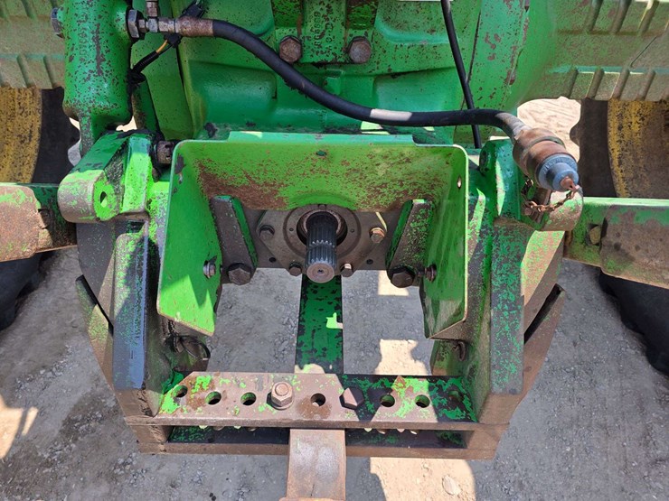 1988-john-deere-4650-image-14