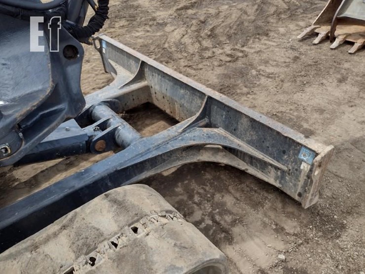 deere-60g-image-25