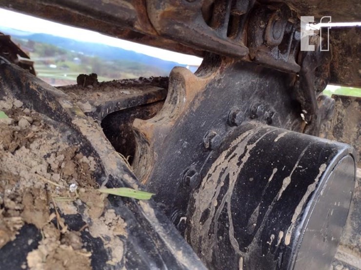 2019-caterpillar-307.5-image-28