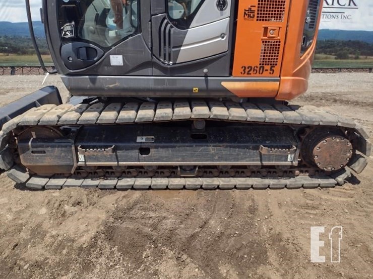 2021-hitachi-zx135us-6-image-24