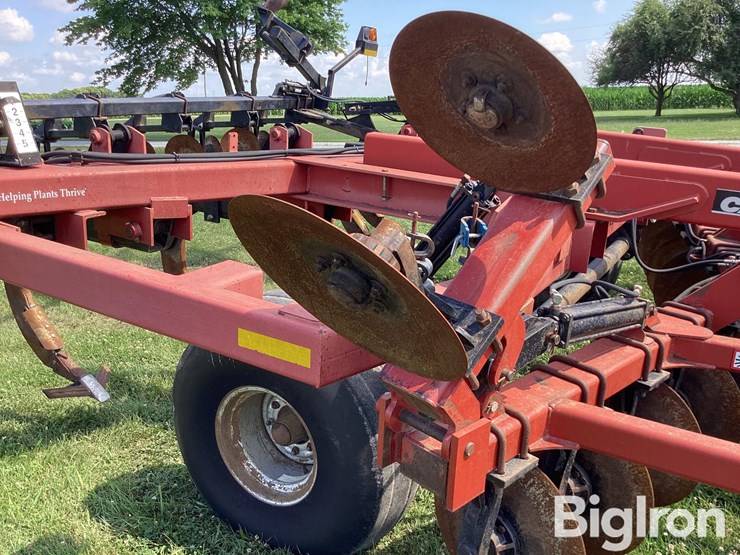 case-ih-730b-ecolo-tiger-7-shank-ripper-image-20