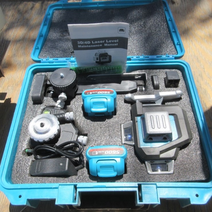 Elikliv 4D Laser Level W/Accessories