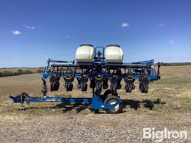 2023-kinze-3505-image-8