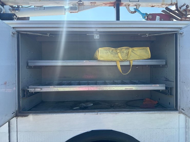 2019-ford-f550-xl-image-19
