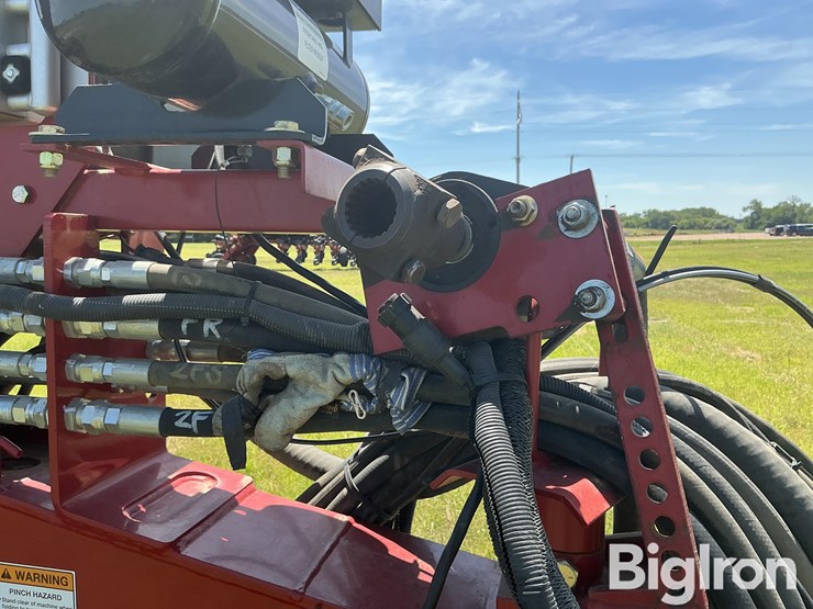 2011-case-ih-1250-image-11