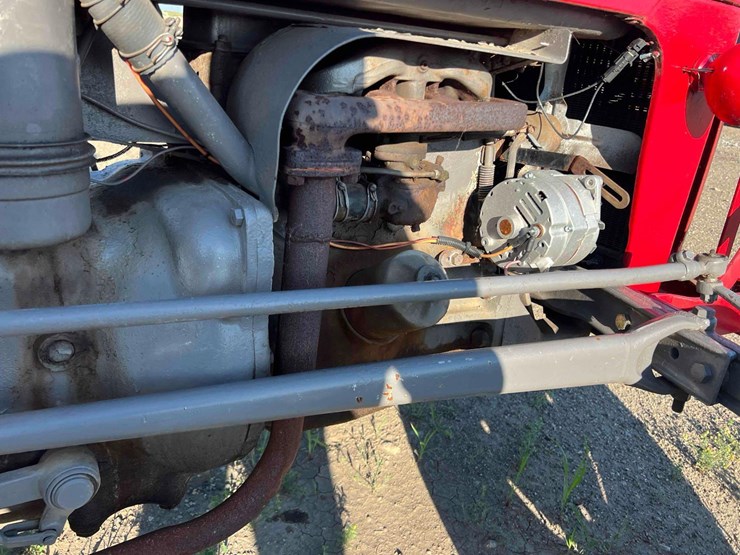 massey-ferguson-35-image-10