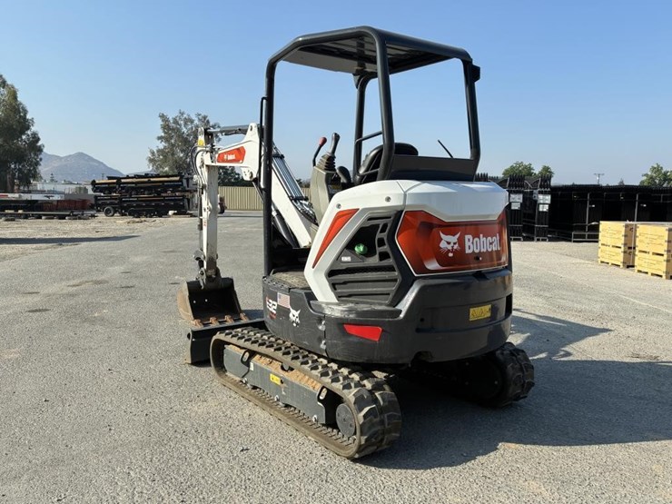 2023-bobcat-e32i-image-4