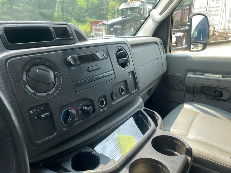2018-ford-e450-image-49