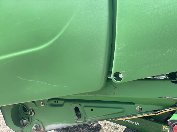 2013-john-deere-635fd-image-45