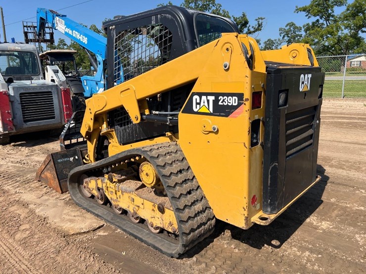 caterpillar-239d-image-2