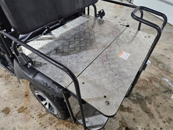 #372-•-big-horn-200df-special-edition-utility-cart-image-12