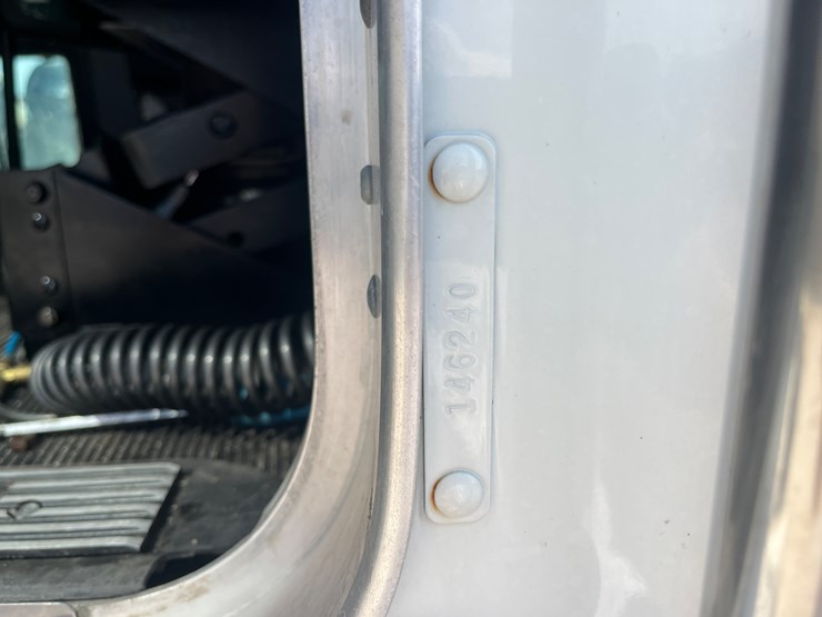 2006-kenworth-t600-image-40