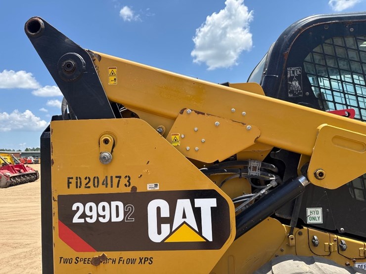 2018-caterpillar-299d2-image-25