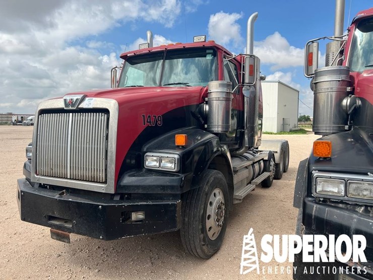 2012-western-star-4900-image-1