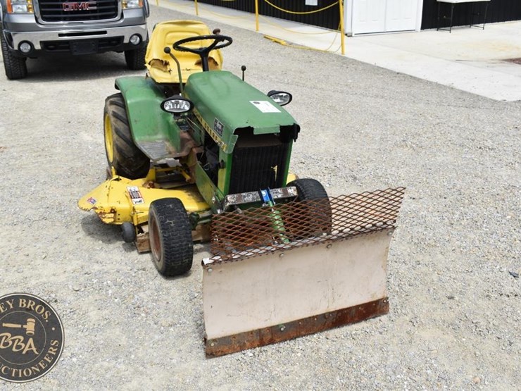 john-deere-120-image-8