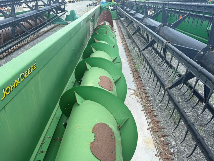 john-deere-635f-image-15