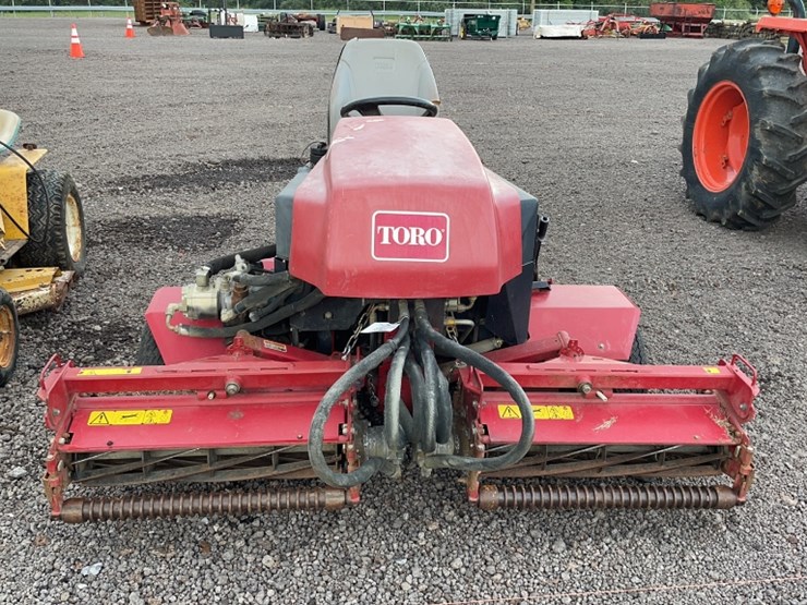 toro-reelmaster-2300d-image-2