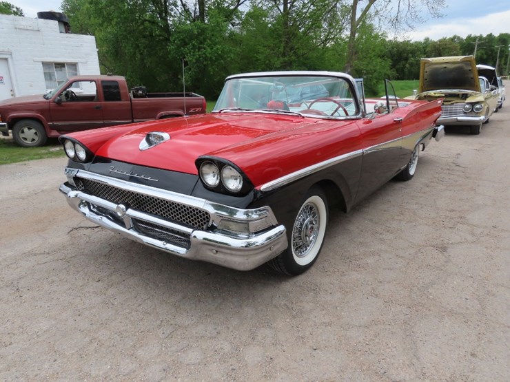 1958-ford-fairlane-500-skyliner-retractable-hardtop-image-32