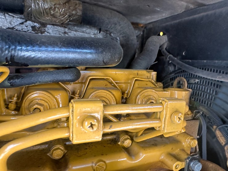2015-caterpillar-306e-image-53