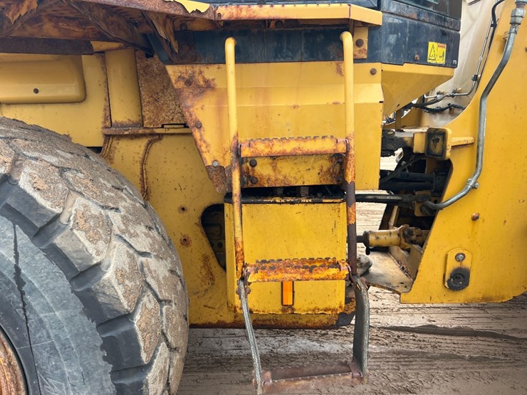 2007-caterpillar-930g-image-22
