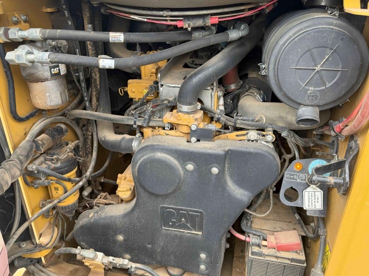 2019-caterpillar-299d2-xhp-image-20