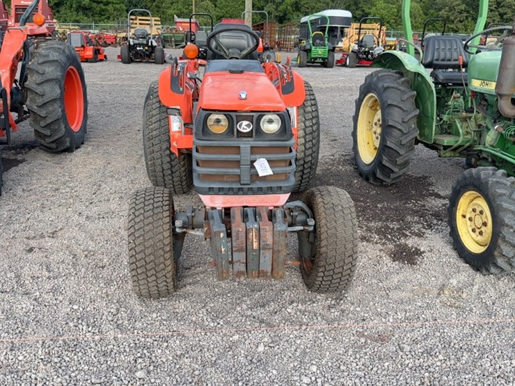 kubota-b7800-image-2