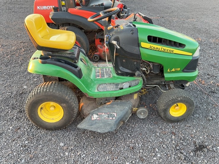 john-deere-la115-image-4