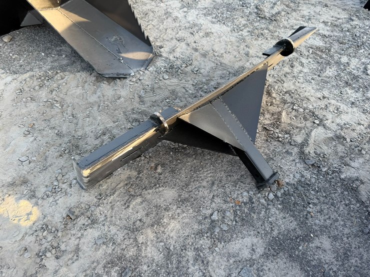 #2080-•-kc-skid-steer-2"-hitch-receiver-inv#:-25300-image-4