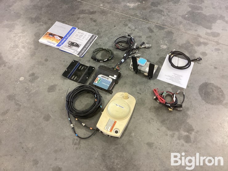 ag-leader-geosteer-receiver-&-ecu-image-5