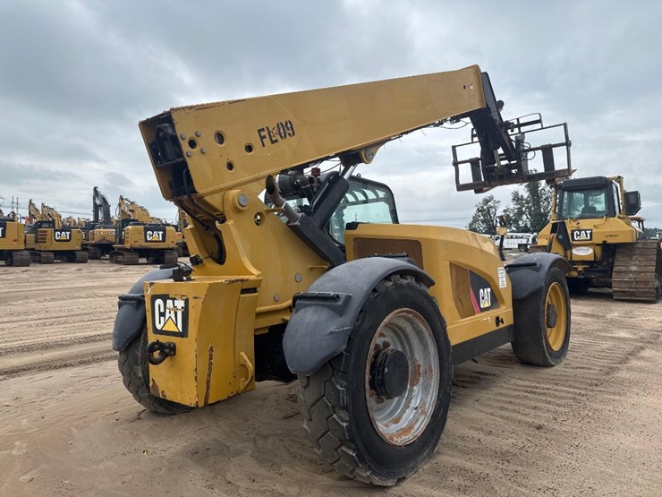 2014-caterpillar-tl943c-image-6