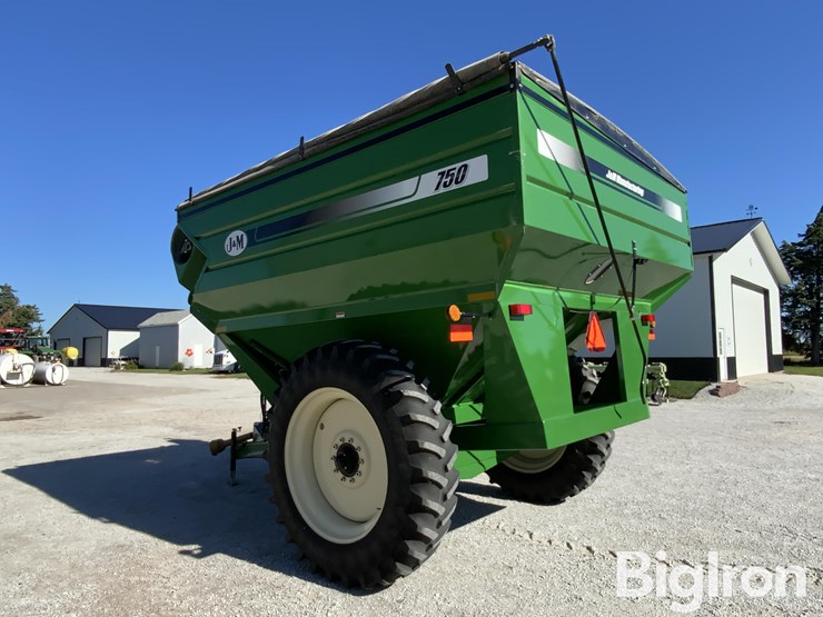 2011-j&m-750-18-image-7