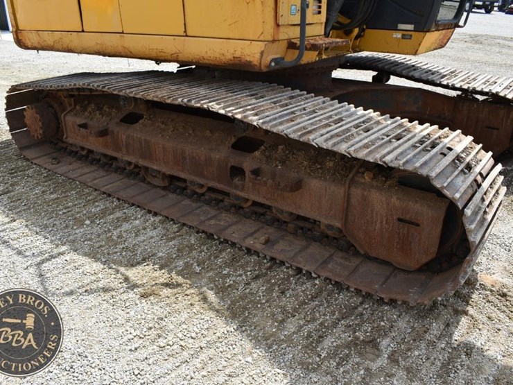 2018-deere-210g-lc-image-44