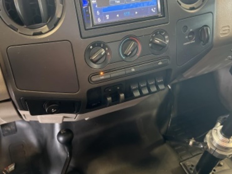 2008-ford-f550-image-20