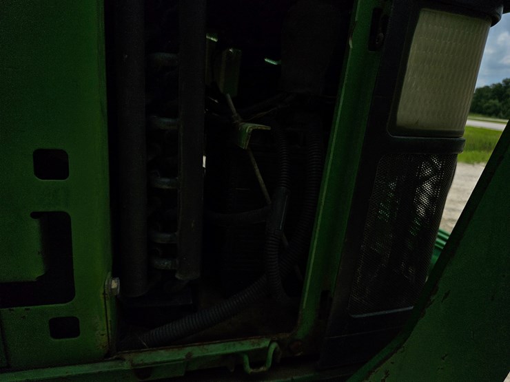 john-deere-6200-image-31