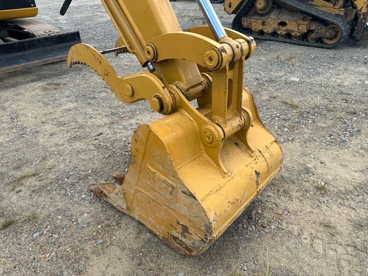 2015-caterpillar-306e-image-28