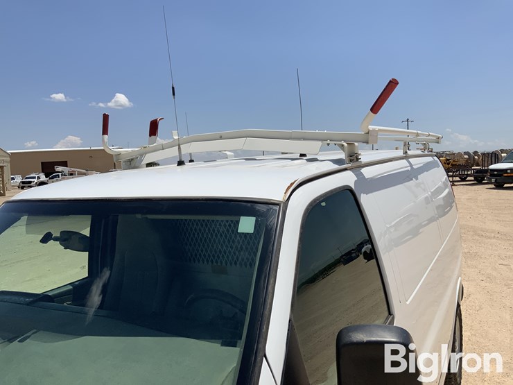 2014-chevrolet-express-1500-image-14