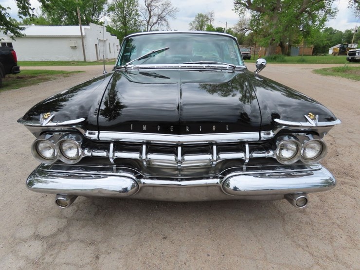 1959-chrysler-imperial-4dr-ht-image-2